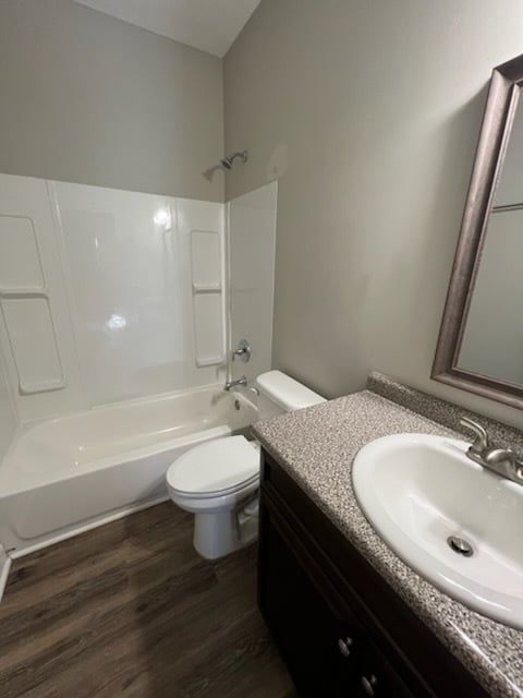 Foto del edificio - 7010 Catalina Dr