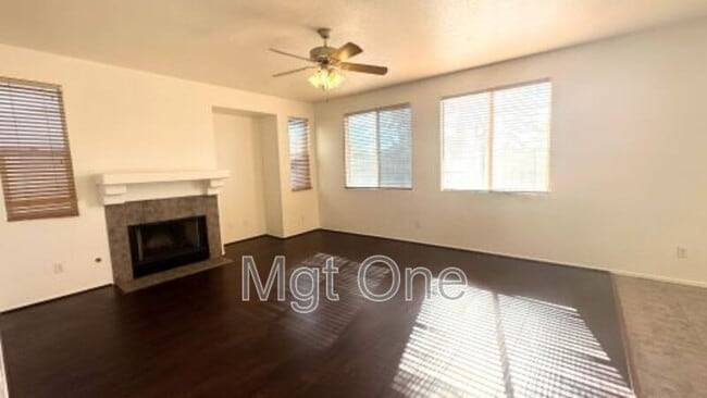 Foto del edificio - 20823 Westbury Rd