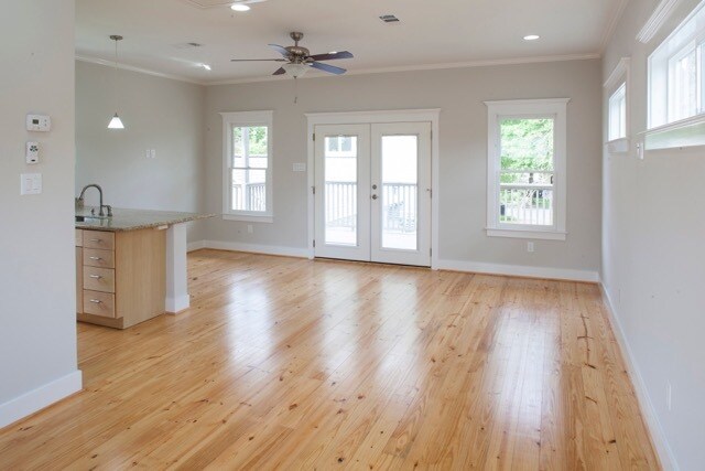 Foto del edificio - 1324 Rutland St