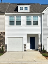 Building Photo - 107 Hyacinth Ln