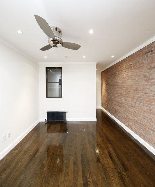 Building Photo - 454 W 58th St