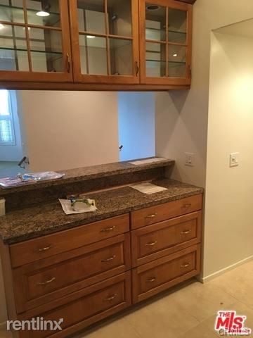 Foto del edificio - 2332 Fox Hills Dr