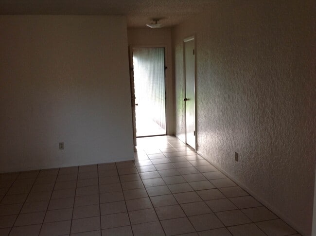 Entry Way - 1907 Castle Gate Cir