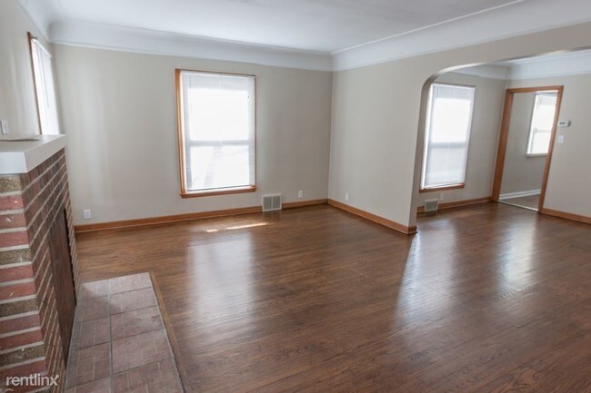 Foto del edificio - 2 br, 1 bath House - 3743 Knox Avenue N