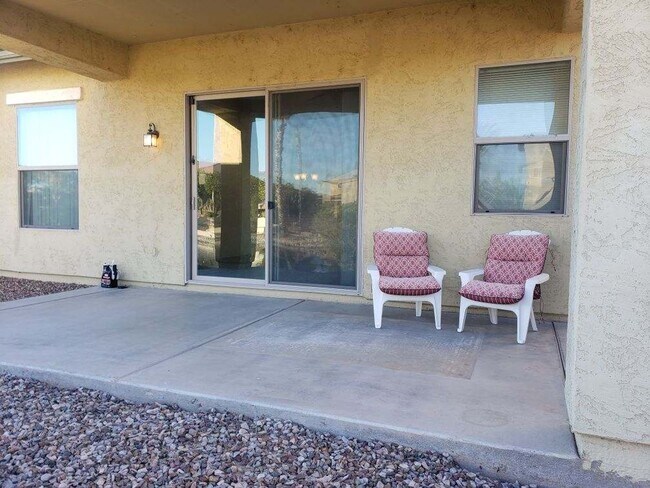 Building Photo - 760 E Indian Wells Pl