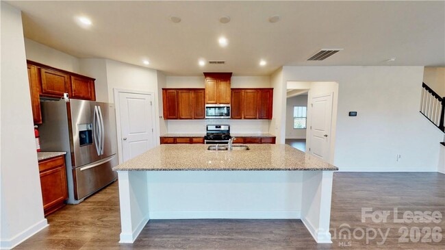 Foto del edificio - 4500 Collingham Dr