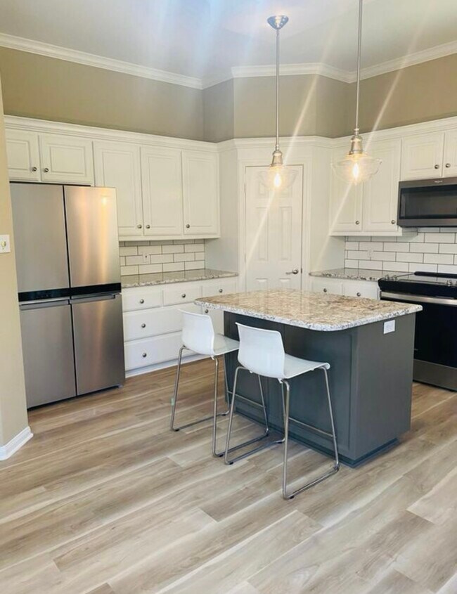 Foto del edificio - 3816 Whispering Oaks