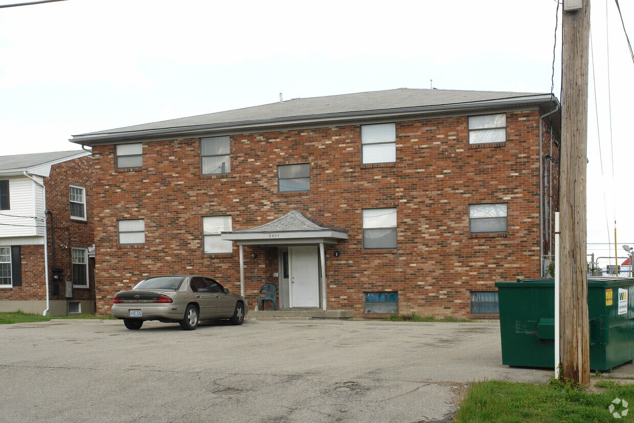 Building Photo - 3401 Prestwood Dr