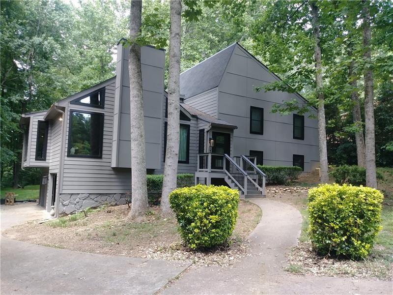 Primary Photo - 1545 Kincaid Rd