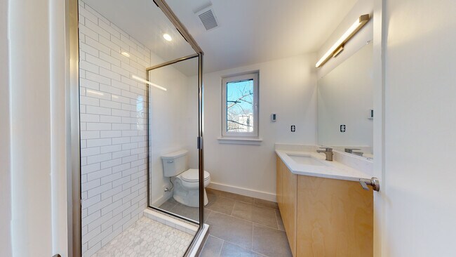 Foto del edificio - 2837 Washington St