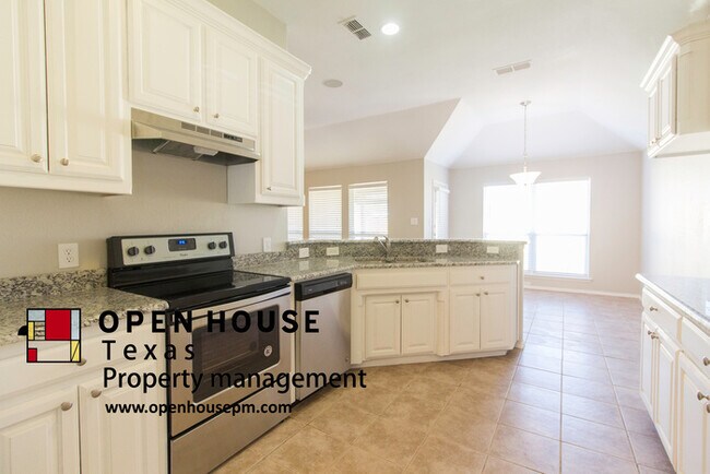Building Photo - 8725 Creede Trail, Fort Worth