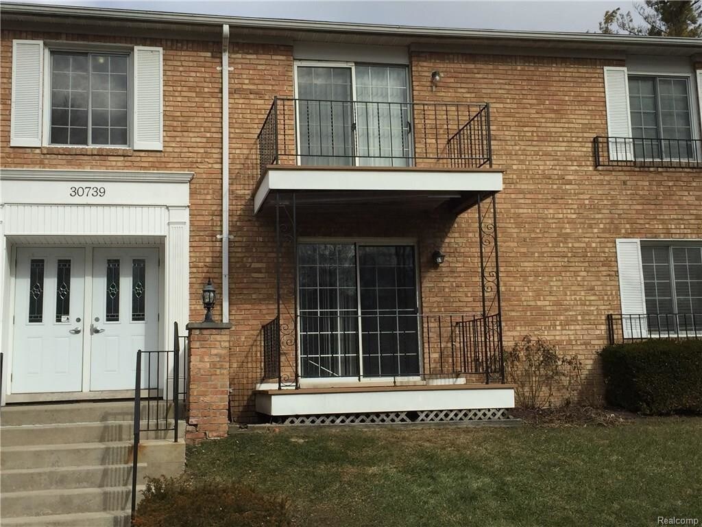 Primary Photo - 30739 Shiawassee St