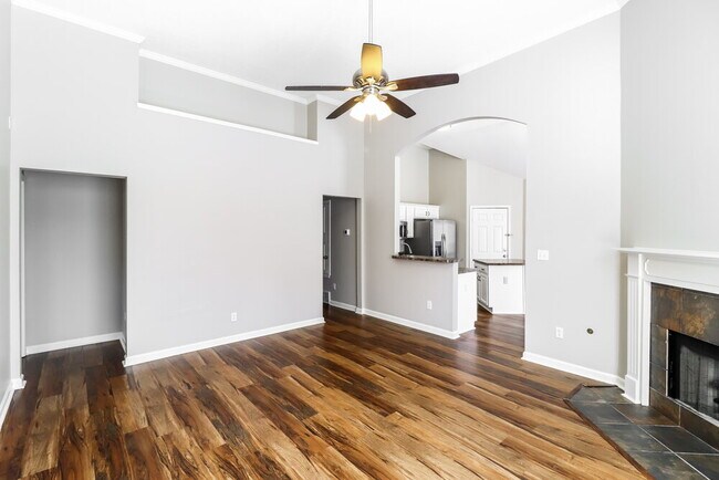 Building Photo - 9165 Acadia Pl