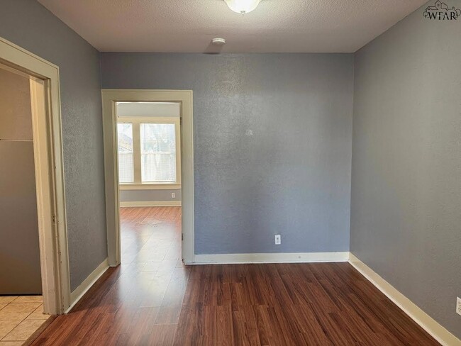 Foto del edificio - 2173 Ave J