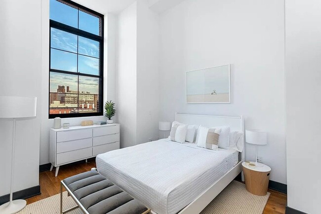 Foto del edificio - 340 E 117th St