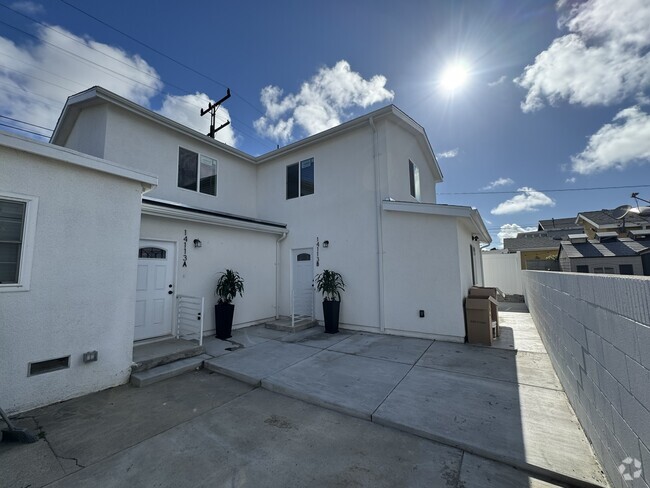 Building Photo - 14113 Shoup Ave