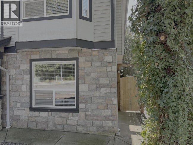 Building Photo - 23680 Kanaka Wy