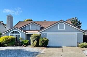 Building Photo - 1743 White Oak Ln