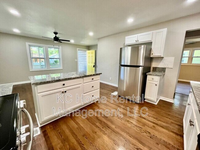 Foto del edificio - 4514 Monroe Ave