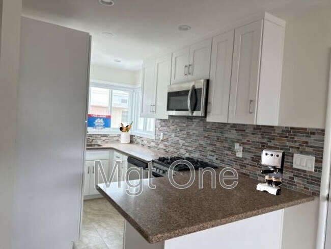 Foto del edificio - 3908 River Ave