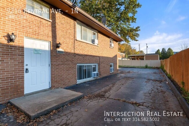 Building Photo - 9216 Central Ave