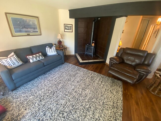 Building Photo - Donner Lake Condo for Rent