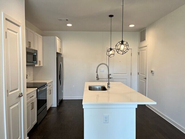 Foto del edificio - 1677 54th Ave N