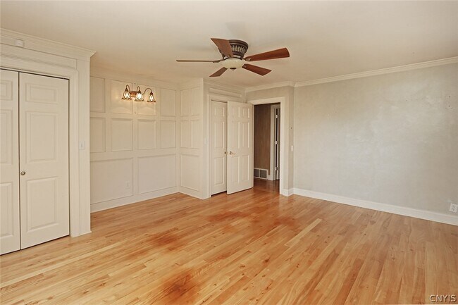 Foto del edificio - 2890 W Lake Rd