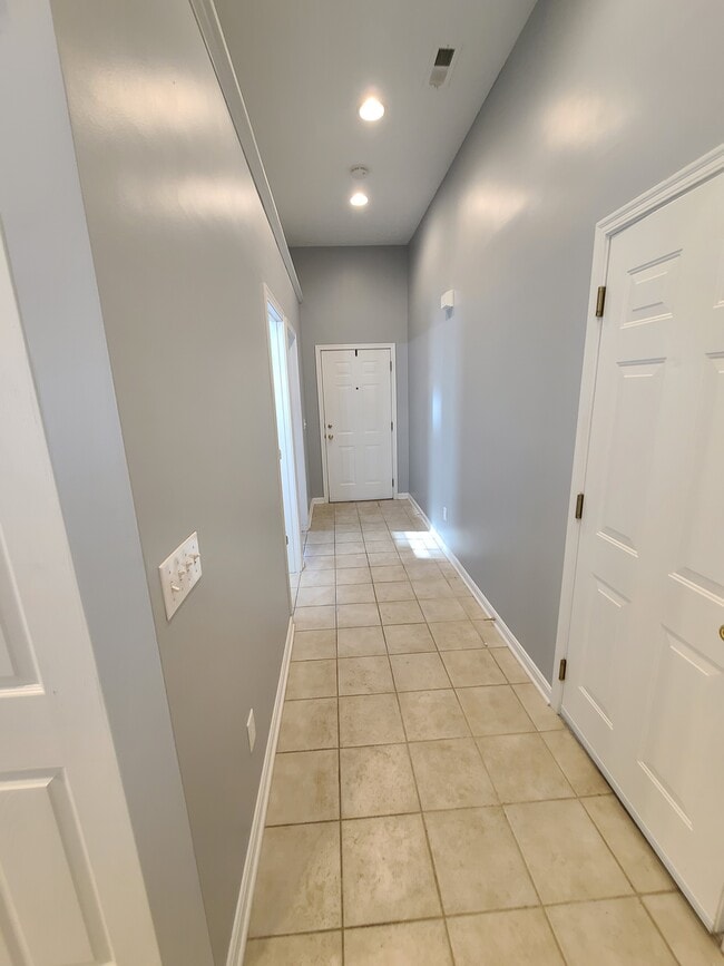 10742 Clearlake Way Unit 4, Independence, KY 41051 Condo for Rent in