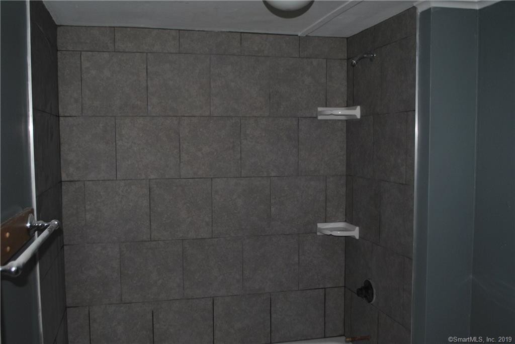 656 Toll Gate Rd, Berlin, CT 06037 House Rental in Berlin, CT