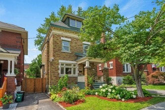 Building Photo - 50 Willard St