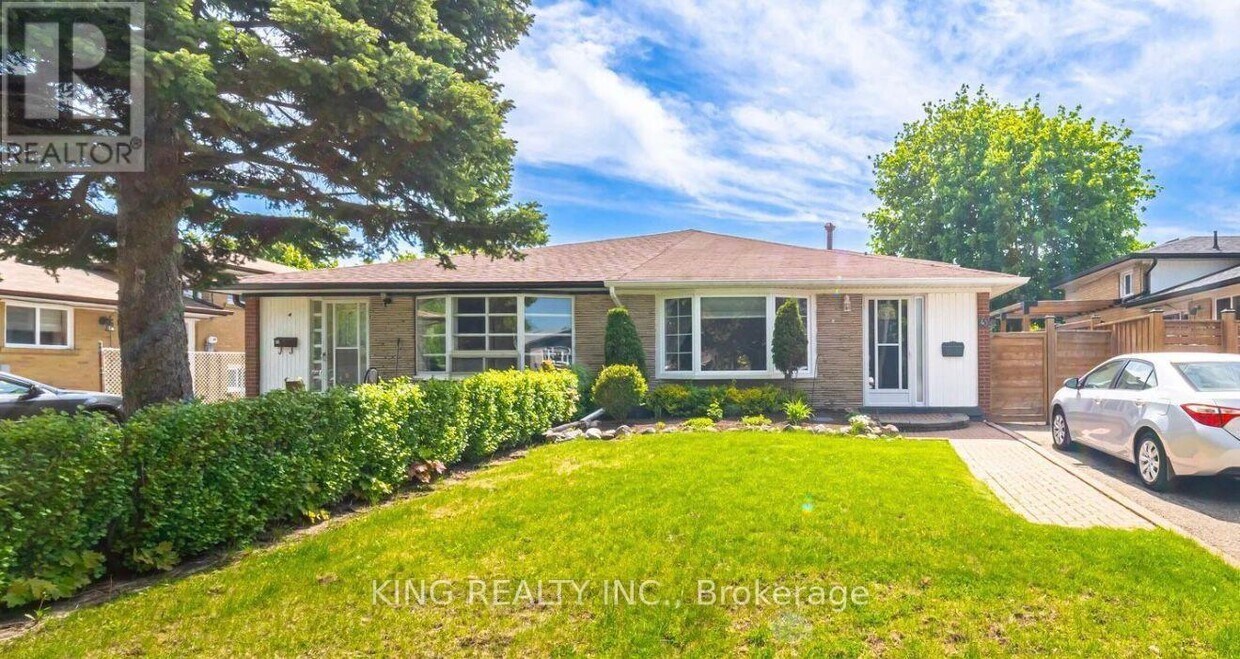 Primary Photo - 43 Grange Dr