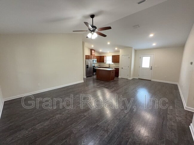 Building Photo - 4025 Brittany Ln