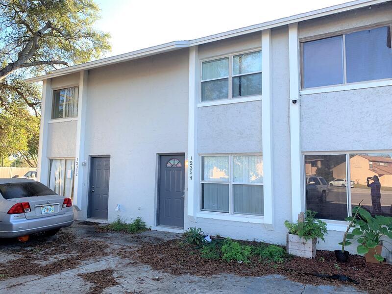 Foto principal - 12352 Fox Hound Ct
