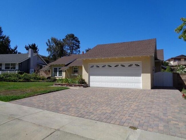 Foto del edificio - 1131 Knollwood Dr