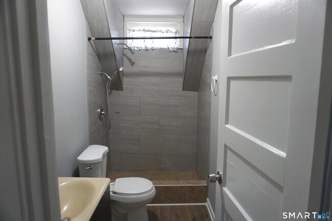 Foto del edificio - 3371-3373-3373 Main St