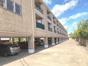 Building Photo - 3316 Guadalupe St