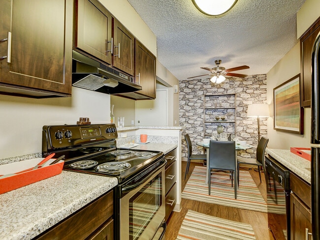 Building Photo - ReNew Cherry Creek