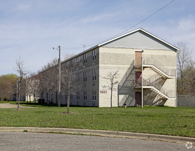 Valleyfair Commons Apartments Shakopee, MN