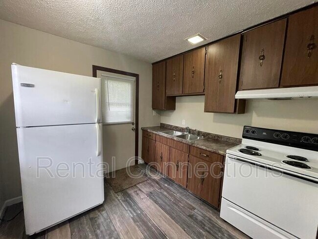 Foto del edificio - 109 Parkview Ln