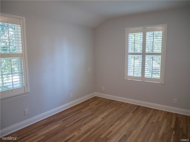Foto del edificio - 4 br, 4 bath House - 1626 Lorain Rd