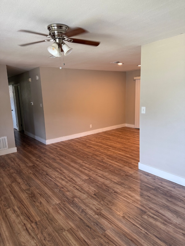 Building Photo - 1007 Rainbow Ave