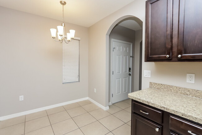 Building Photo - 3340 Tawny Grove Pl