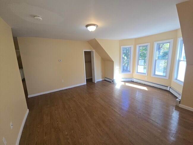 Foto del edificio - 210 County St