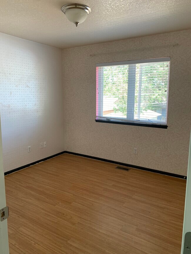 1021 Palmer Dr, Laramie, WY 82070 Townhome Rentals in Laramie WY