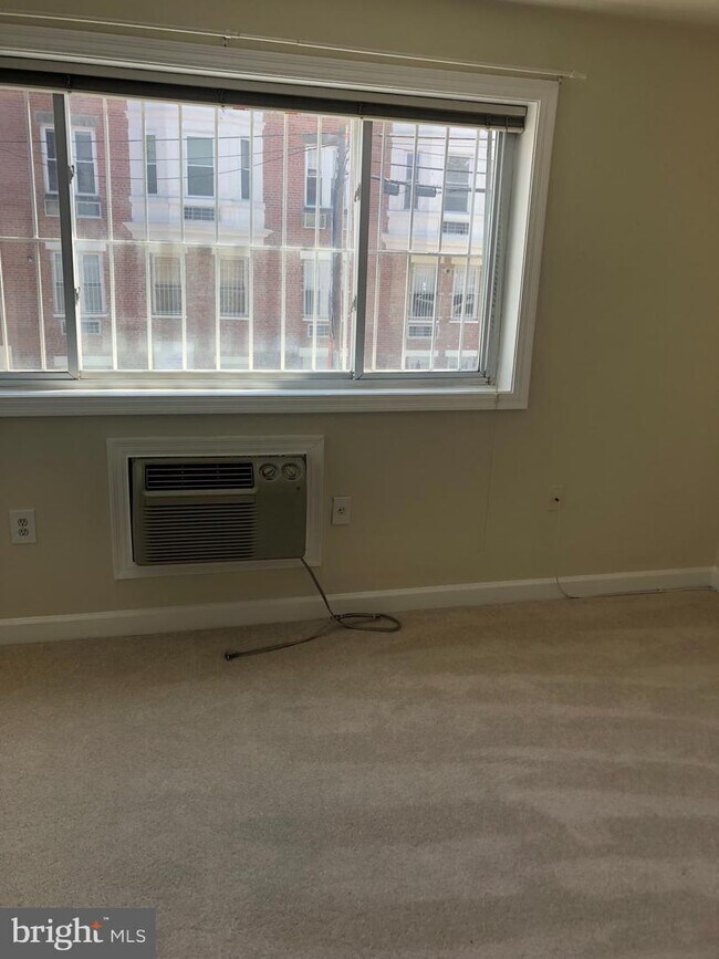 Foto del edificio - 1420 Clifton St NW