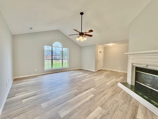 Building Photo - 100 Patra Dr