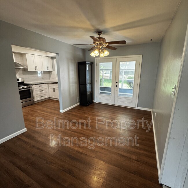 Foto del edificio - 23960 Willowbrook Dr