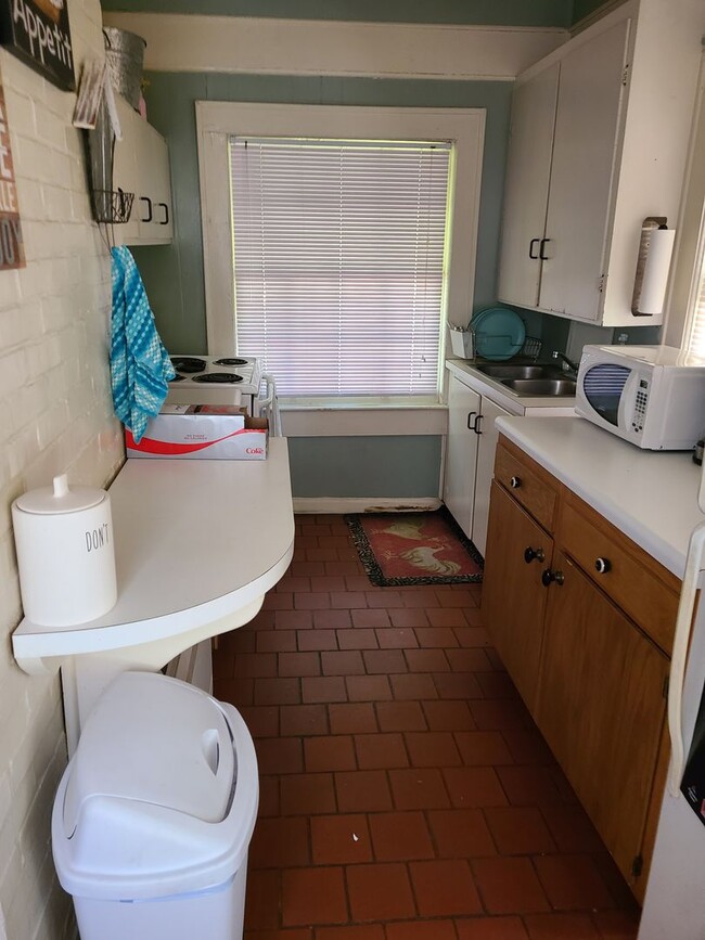 Building Photo - 436 Wrights Mill Rd