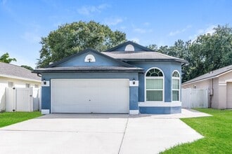 Building Photo - 1318 Oak Grove Ct